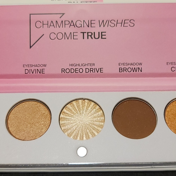 Eyeshadow pallette - Picture 2 of 2